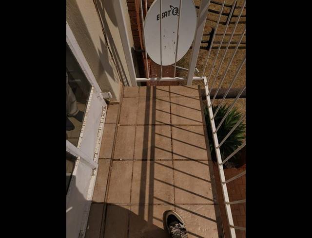 2 BEDROOM APARTMENT FOR SALE IN THE ORCHARDS